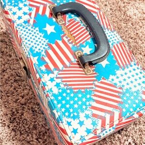 Vintage Patriotic Stars and Stripes 8 Track Case